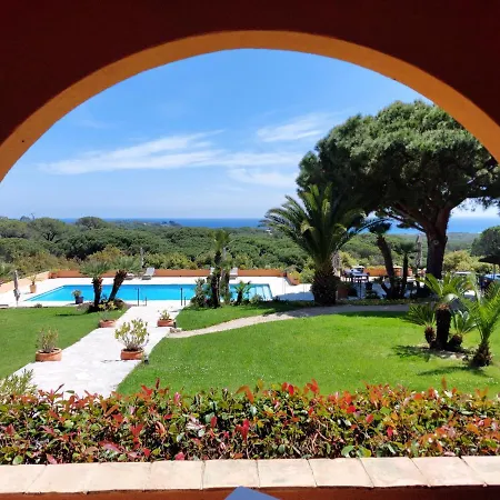 Les Bouis - Vue Hotel Ramatuelle