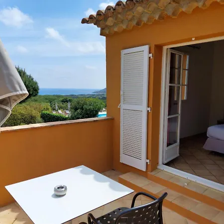 Hotel Les Bouis - Vue Ramatuelle