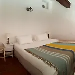 Les Bouis - Vue Hotel