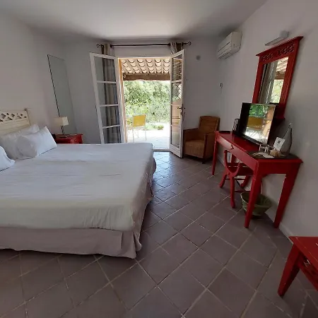 Hotell Les Bouis - Vue 4*