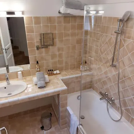 Les Bouis - Vue Hotel 4*