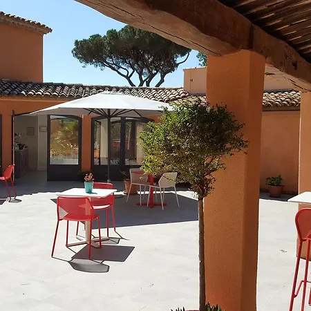 Les Bouis - Vue Ξενοδοχείο 4*