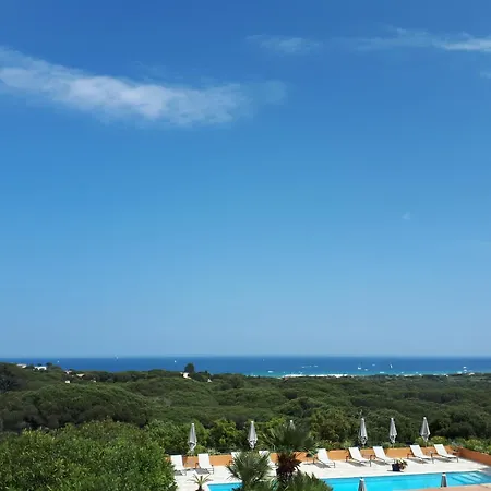 Les Bouis - Vue Hotel 4*