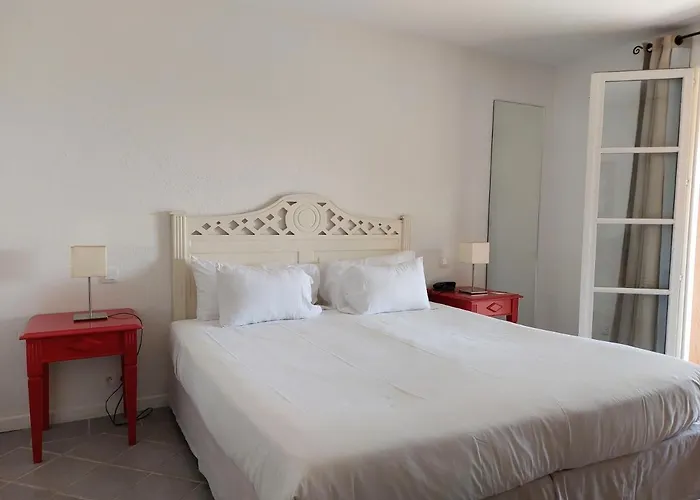 Hotell Les Bouis - Vue 4*